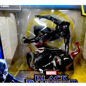 Black Panther PVC diorama